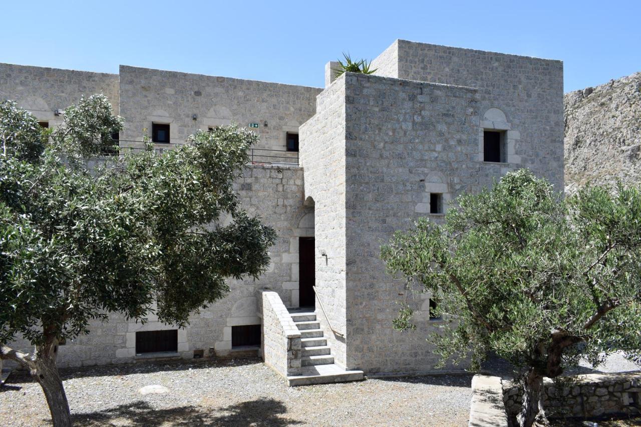 Akroyiali Apartments Gerolimenas Exterior photo