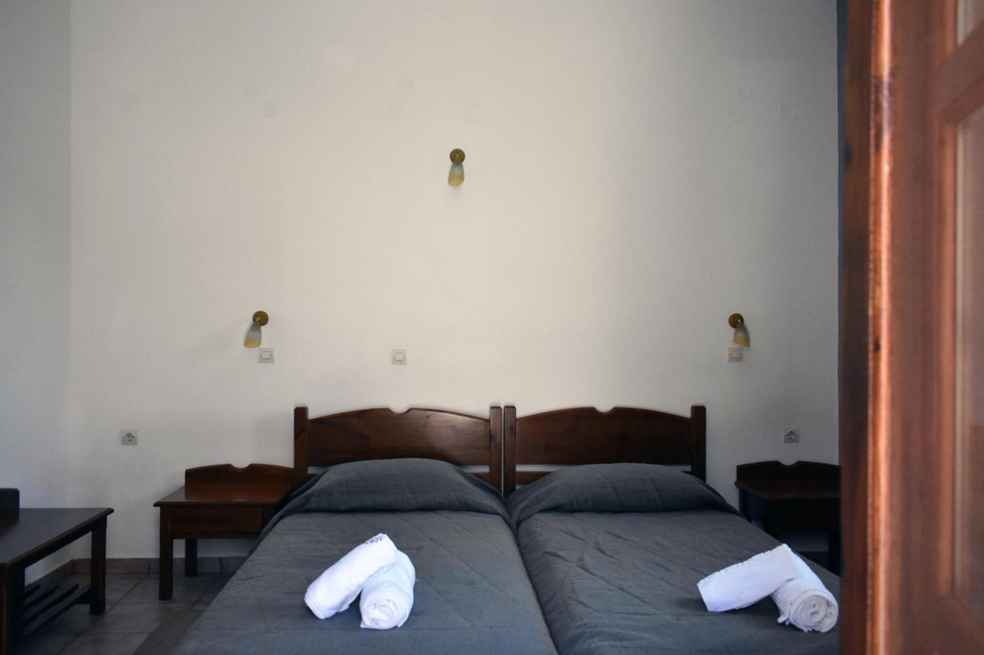 Akroyiali Apartments Gerolimenas Room photo