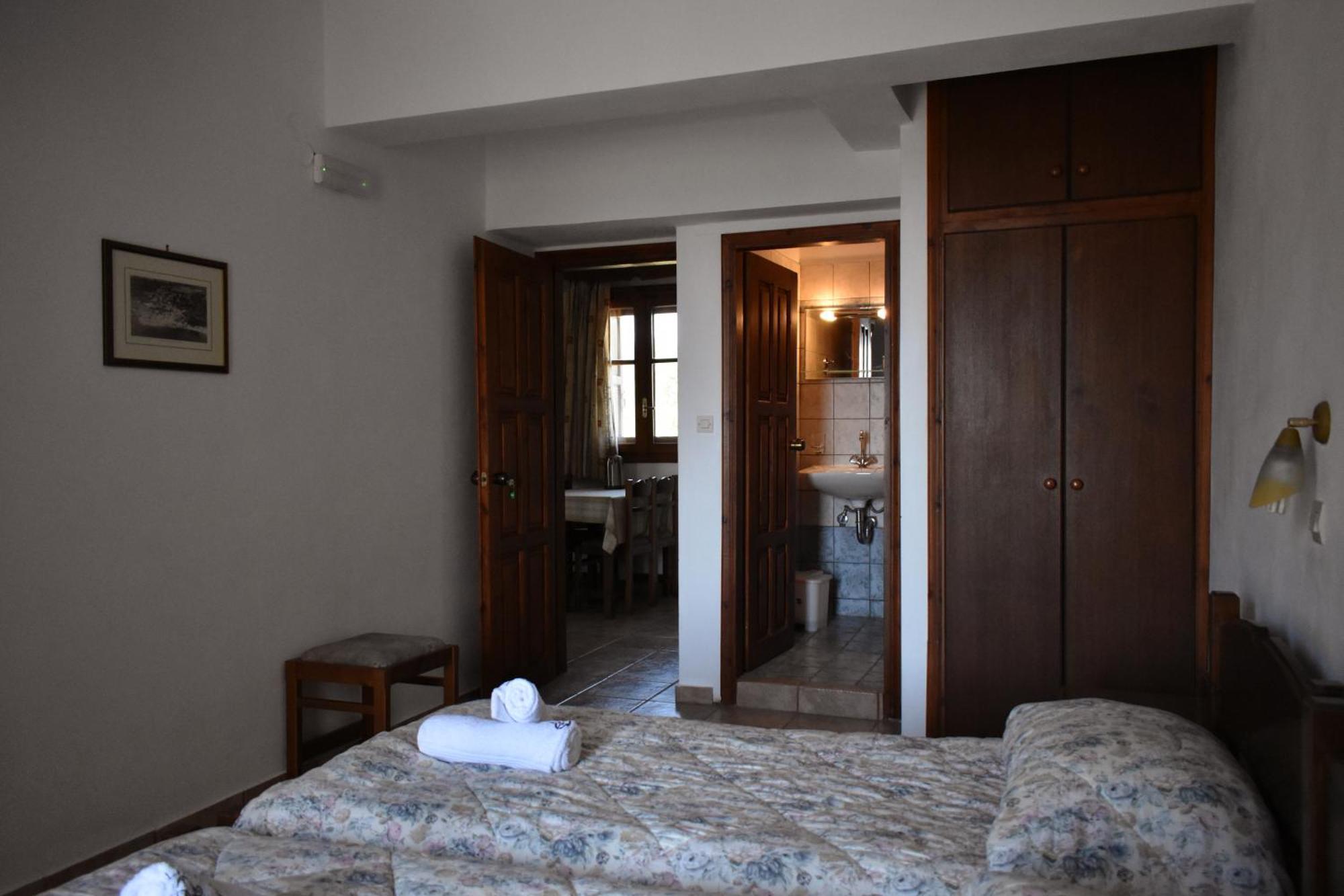 Akroyiali Apartments Gerolimenas Room photo