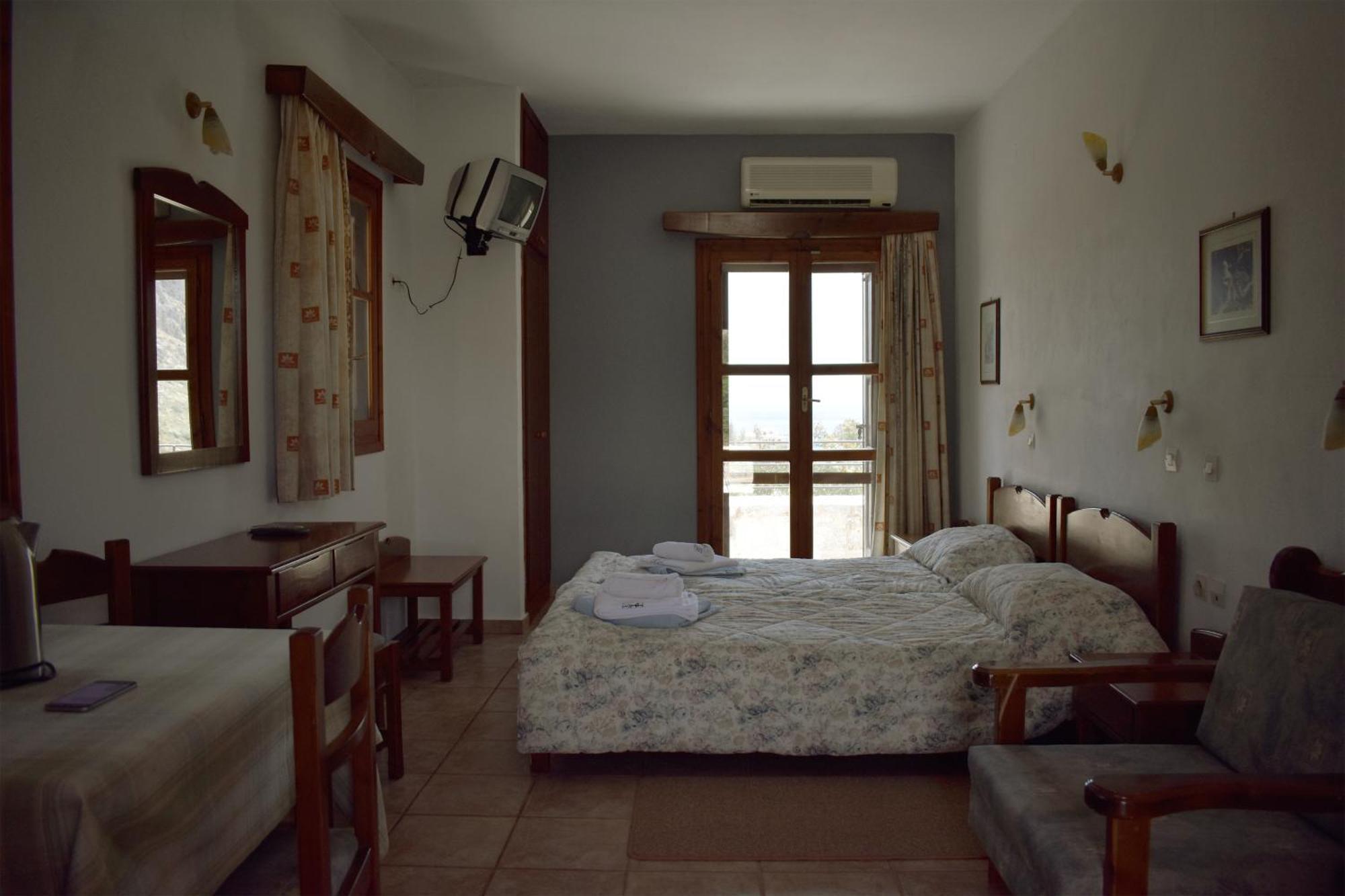Akroyiali Apartments Gerolimenas Room photo